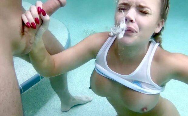 Milf Alexis Monroe Spits Out Jizz Under The Water